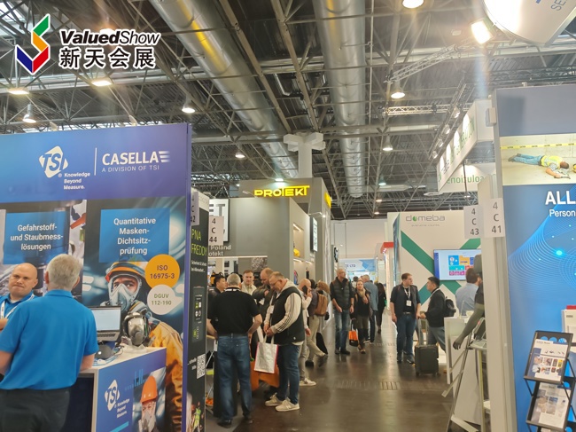 首日图集|2025德国劳保展 A+A 开幕！新天会展携百家中国企业亮相