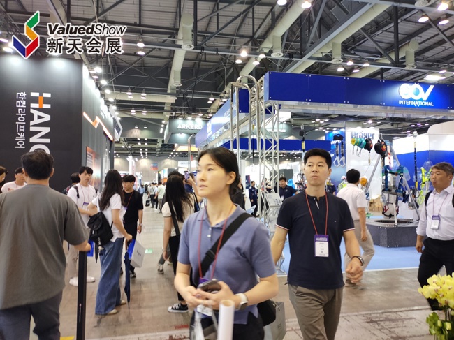 2024年韩国劳保展Kiss展会现场(新天会展 领队拍摄) 2024年韩国劳保展Kiss展会现场(新天会展 领队拍摄)